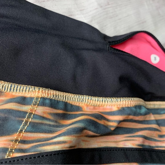 Lululemon speed up shorts 8 - Picture 11 of 14